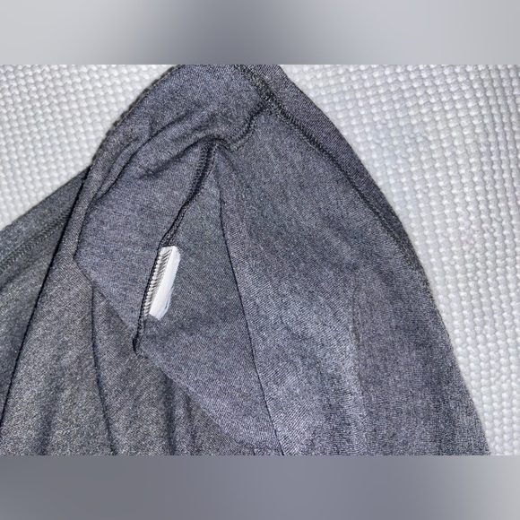 Women’s THE NORTH FACE Vaporwick heather gray T-Shirt size medium - Picture 2 of 8